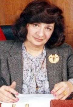 سناء البيسي