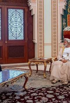 سلطان عمان ووزير خارجية إيران