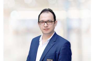 محمد منير
