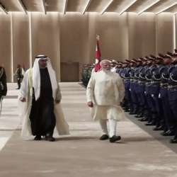 رئيس الإمارات يستقبل رئيس وزراء الهند