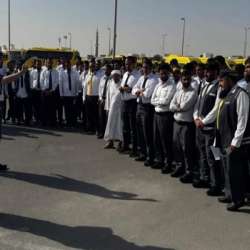 شرطة أبوظبي تعزز برامج التوعية المرورية