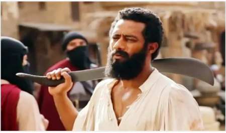 مفاجآت نارية عن سحب فيلم أسد.. وسر كلمات زينة المثيرة للجدل