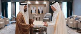 سعيد عبدالله القمزي يقدم أوراق اعتماده