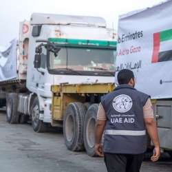 قوافل مساعدات إنسانية إماراتية