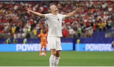 هالاند أسرع لاعب يصل إلى 60 هدفاً مع منتخب بلاده