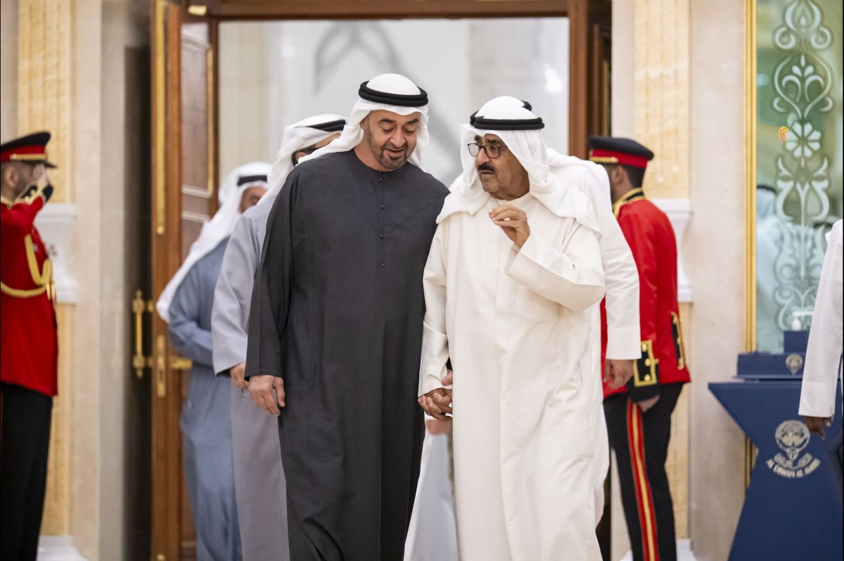 أمير الكويت والرئيس الإماراتي