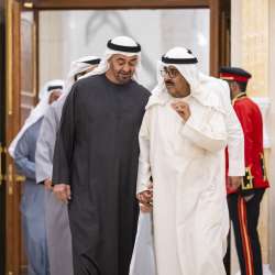 أمير الكويت والرئيس الإماراتي