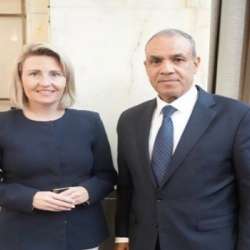 الوزير بدر عبد العاطي وسوزان راب