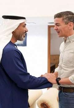 رئيس باراغواي ورئيس جهاز الإمارات للمحاسبة