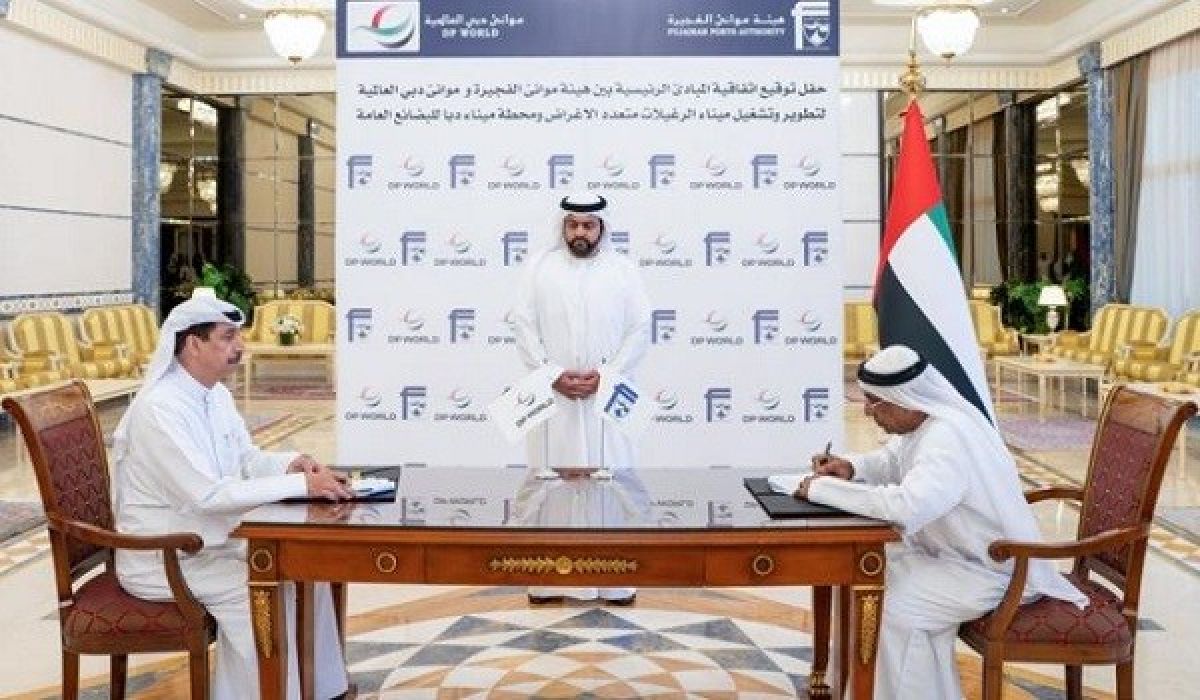 جانب من توقيع الاتفاقية