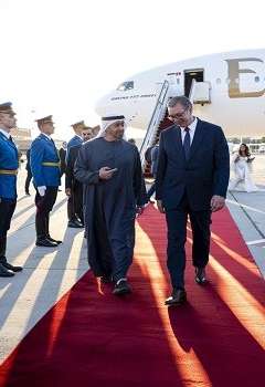 الرئيس الصربي يستقبل الرئيس الإماراتي