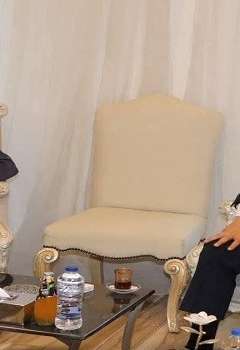 رئيس المخابرات المصرية وخليل الحية