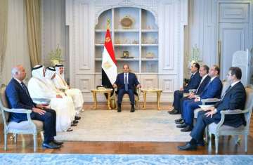 الرئيس السيسي ورئيس وزراء قطر