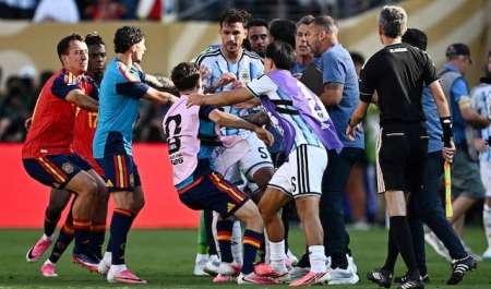 الفيفا يوقف نجم الأرجنتين 10 مباريات بسبب أحداث نهائي كأس العالم