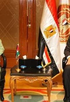 وزير العمل المصري و وزيرة العمل الفلسطينية
