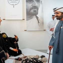 الشيخ محمد بن راشد يطلع على مشروع الخزام