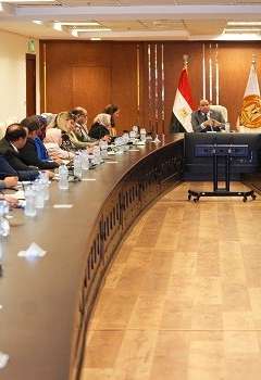 لقاء وزير العمل