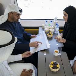 رئيس الدولة يستقل قطار الاتحاد