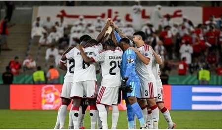الإمارات تضع لقب 