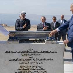 تدشين مشروع السكة الحديد