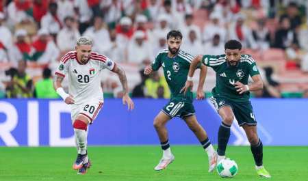السعودية تتوج بـ