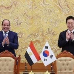 الرئيس السيسي ونظيره الكوري
