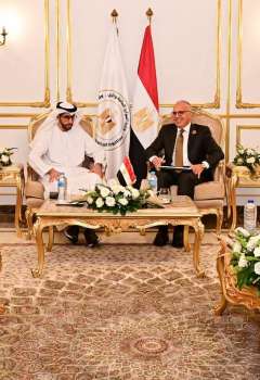 وزير الري ومساعد وزير الخارجية الإماراتي