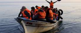 تراجع أعداد المهاجرين غير الشرعيين إلى أوروبا