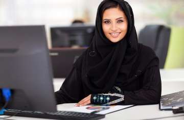المرأة  العاملة فى السعودية 