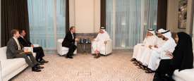 عبدالله بن زايد يستقبل مبعوث الرئيس الروسي الخاص بالشرق الأوسط ودول أفريقيا 