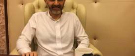 الملياردير السعودي الأمير الوليد بن طلال يتحدث خلال مقابلة يوم السبت مع رويترز في فندق ريتز كارلتون بالرياض