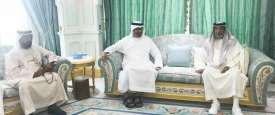 رئيس الدولة يستقبل محمد بن زايد ويتقبل التعازي بوفاة الشيخة حصة بنت محمد