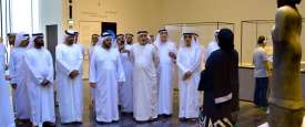 وفد من جمعية العسكريين المتقاعدين يزور متحف اللوفر أبوظبي