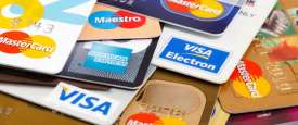 بطاقات ائتمانية