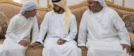 خليفة بن طحنون يزور أهالي الشهداء