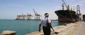 ميناء الحديدة التى تسيطر علية الميليشيات الحوثية