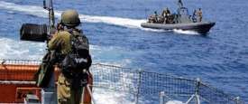 الاحتلال الإسرائيلي يعتقل 10 فلسطينيين ويهاجم صيادي غزة