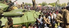 الجيش السودانى فى الميدان خلال ثورة 6 أبريل
