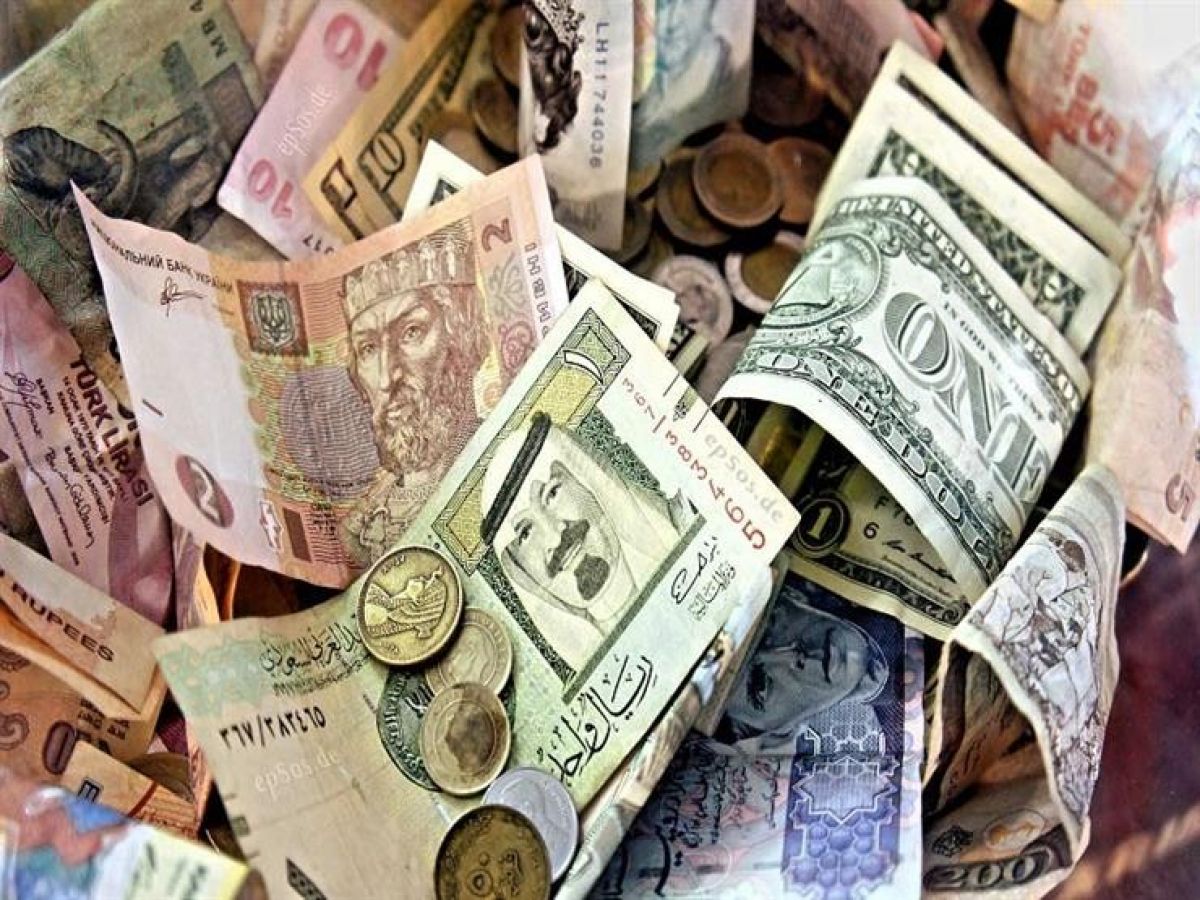 سعر صرف العملات العربية والأجنبية في البنوك المصرية اليوم الخميس