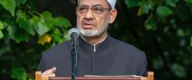  الدكتور أحمد الطيب