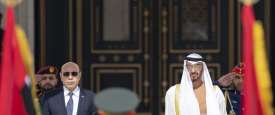 محمد بن زايد مع رئيس موريتانيا