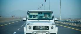 محمد بن راشد يتفقد الطرق الجديدة