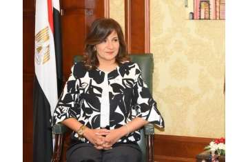 وزيرة الهجرة