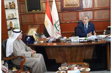 لقاء الوزير والسفير