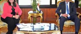 وزيرا الطيران والهجرة