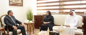 لقاء سفيرة الإمارات مع الوزير المصري