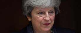 رئيسة وزراء بريطانيا تيريزا ماي