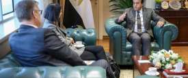 لقاء وزير الصحة مع مبعوث هولندا