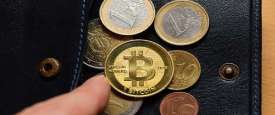  بيتكوين 
