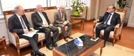 لقاء وزير الصناعة مع جنرال موتورز